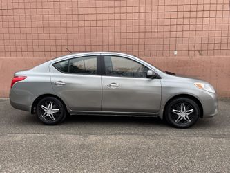 2012 Nissan Versa