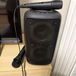 speaker with microphone