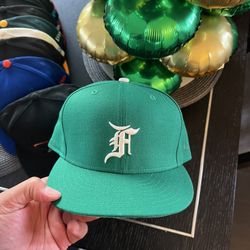 New Era Hats Size 7  1/2