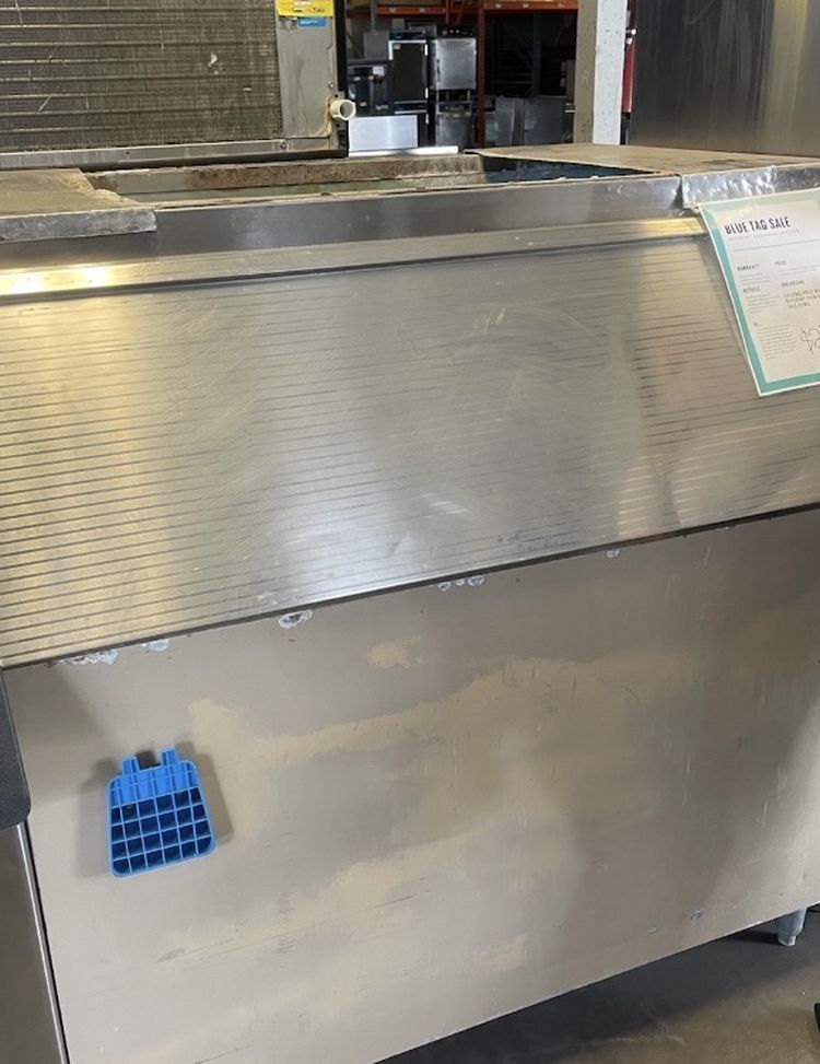 Ice Bin FOR SALE