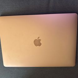 MacBook Air 13 Inch Rose gold