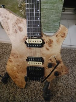 EArt GW1 Headless Guitar