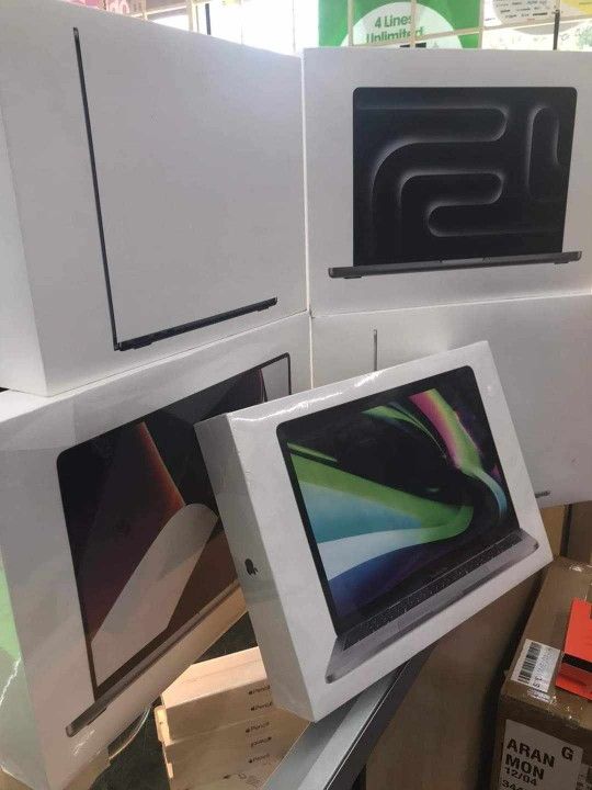 MacBook Pro M4 New In Box Pay Low Down No Credit Needed