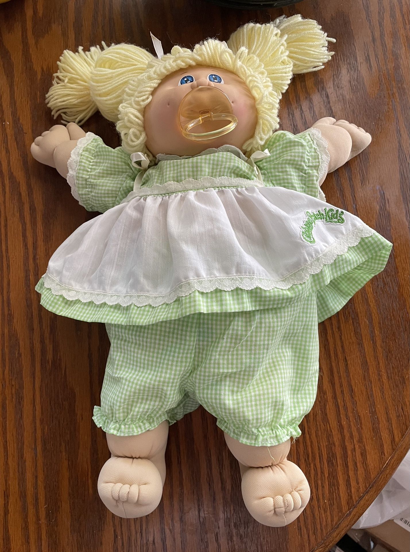 **VINTAGE* Cabbage Patch Kids 1982 Baby - Pacifier - Authentic Cab Patch Clothes