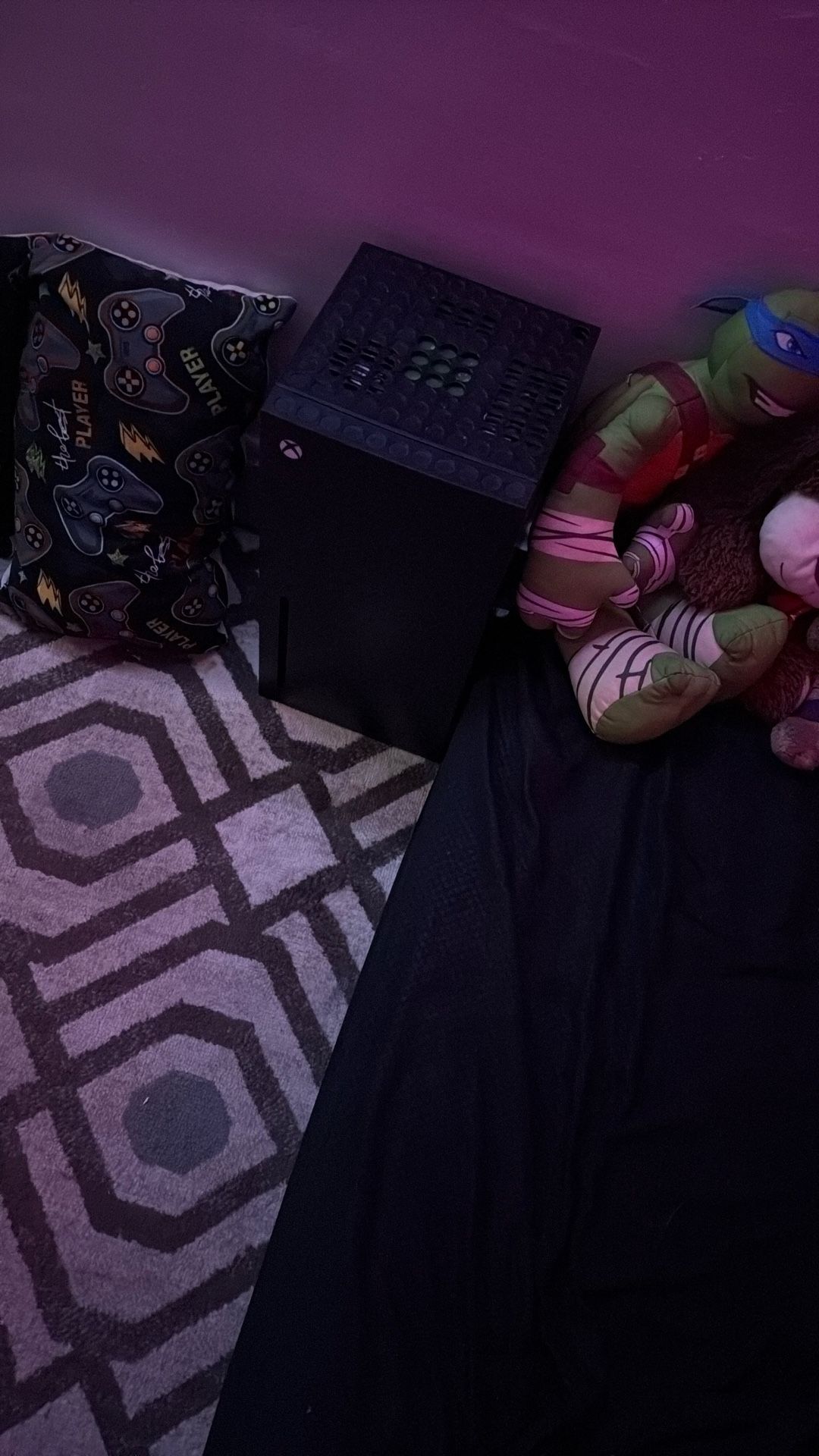 Xbox series X mini fridge completely fine everything working I’ve never used it