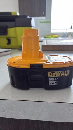 DeWalt 18V XRP Battery