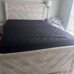Flash Sale! Wood Bed With Bonus Mattress Set! Pay Just $39 Down! No Credit Needed!! 