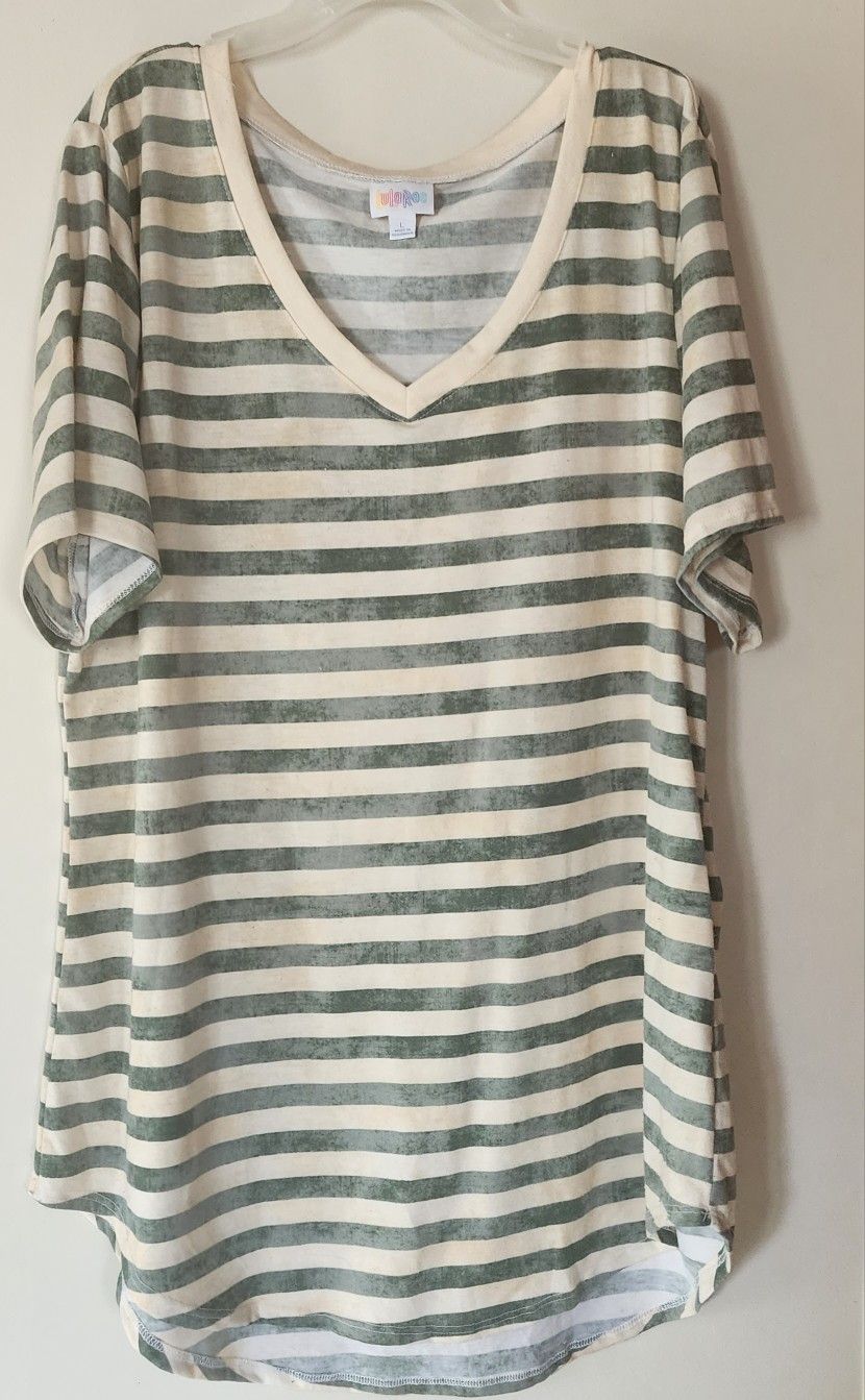 LULAROE LARGE STRIPED SHORT SLEEVE