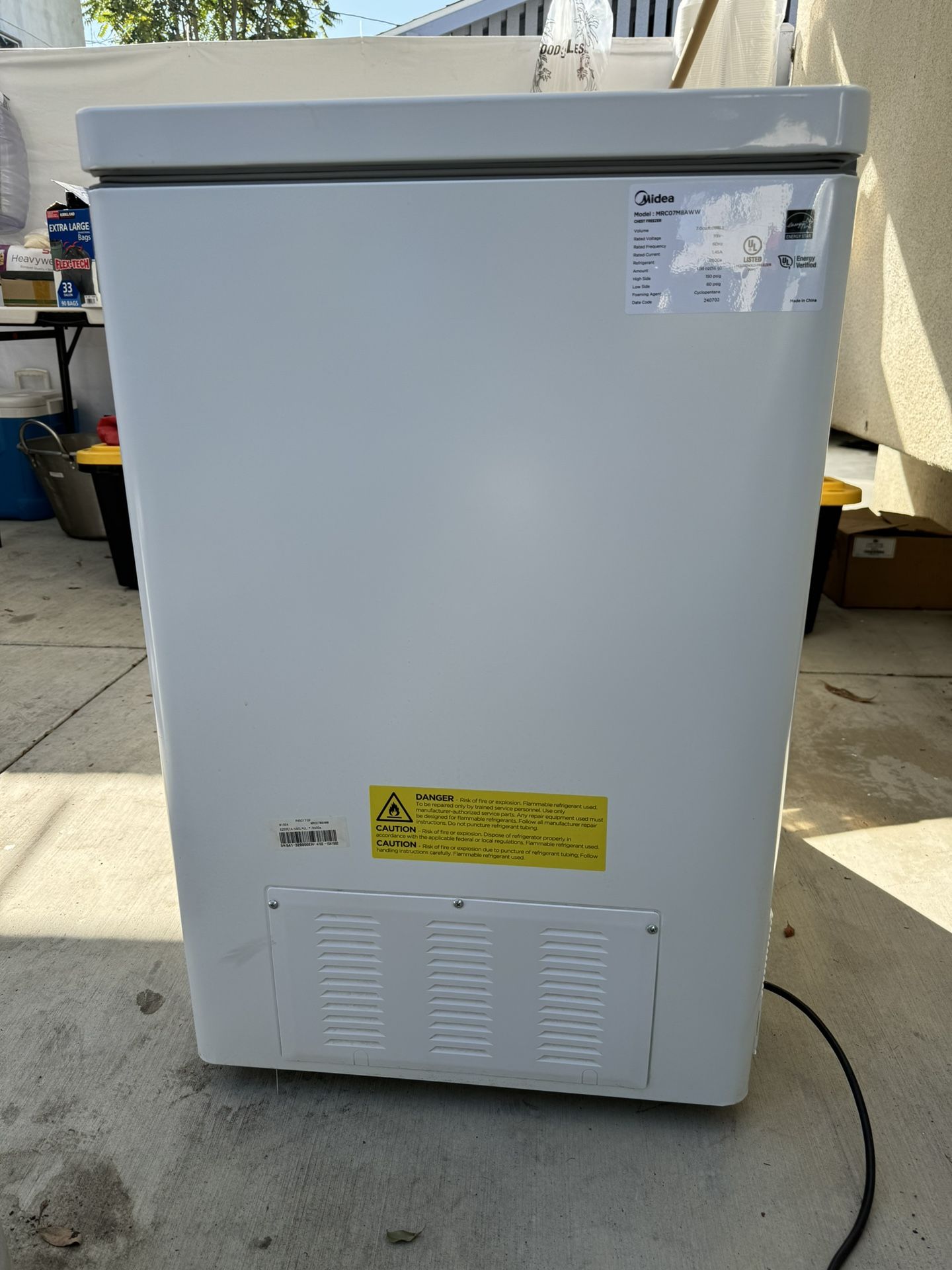 Midea Chest Freezer