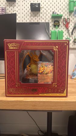 Charizard EX Super Premium Collection Box