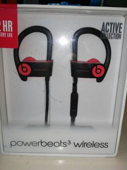 Power beats 3 still sealed in box