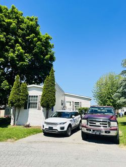House - 3 Beds 2 Baths - Green Acres Community