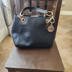 Black Michael Kors Purse