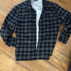 Men's Black & white H&M flannel shirt with fleece lining size medium