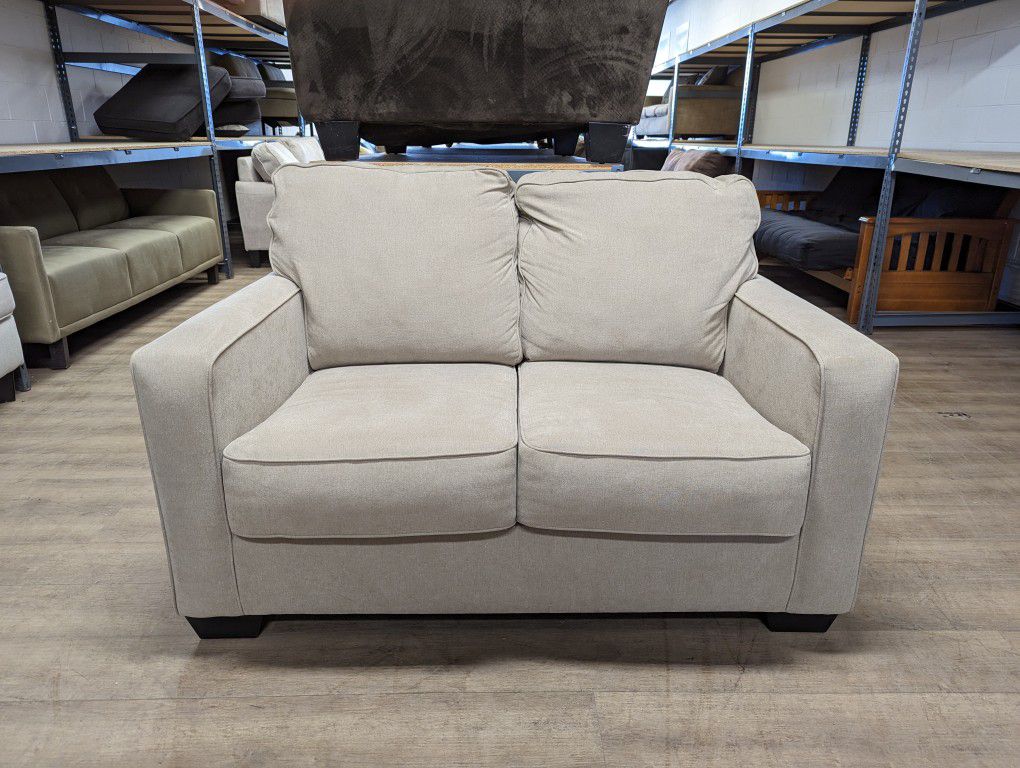 Free Delivery! Beige Ashley Pullout Loveseat Couch 