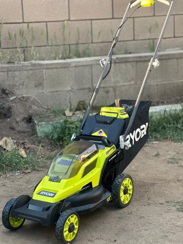 RYOBI ONE+ HP 16 18V Brushless Cordless Walk Behind Lawn Mower