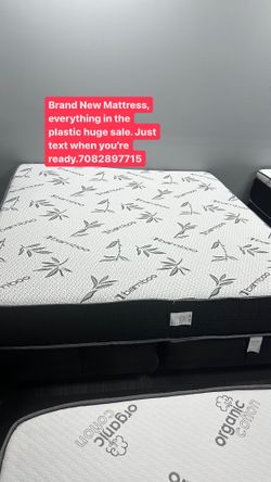 Huge sale for Mattress And Box Twin size mattress and box 150.$ full 190$ Queen 200$ king 290$. free delivery free set up 708….280….7715… cash or Zell
