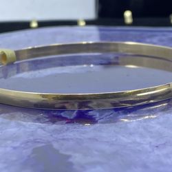 $1175 Yellow Gold Bangle Bracelet 