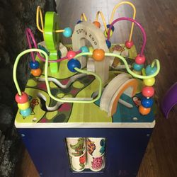 Zany Zoo Activity Cube
