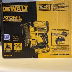 DeWalt 23ga Pin Nailer Kit 
