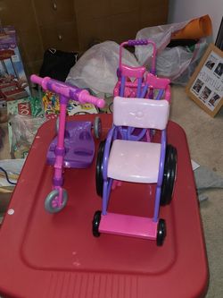 Madame Alexandra Doll And Acessories