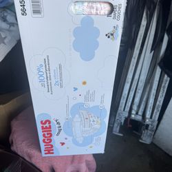 Huggies Diaper Size 4 