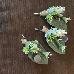 3 Boutonnieres one corsage
