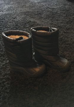 11c snow boots