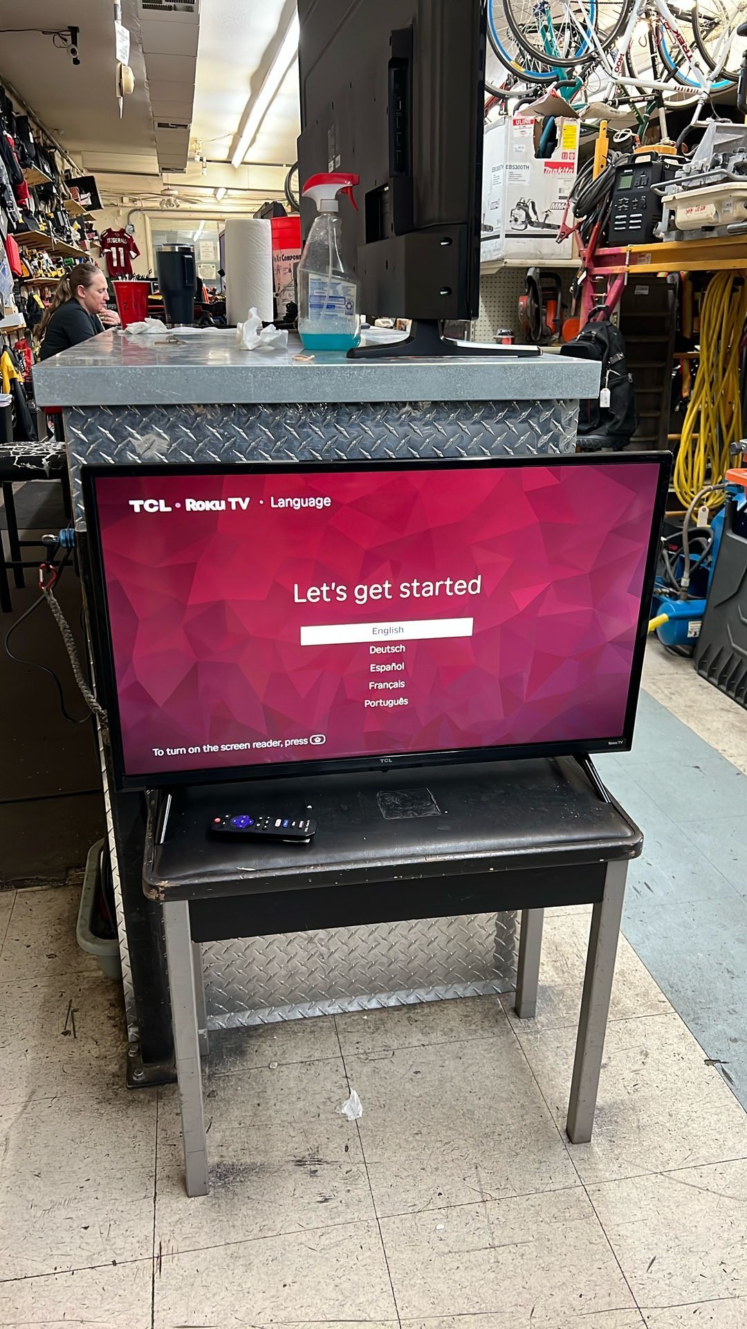 TCL 32S331 32” HD Smart Roku TV