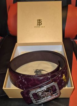 Burberry belt $200