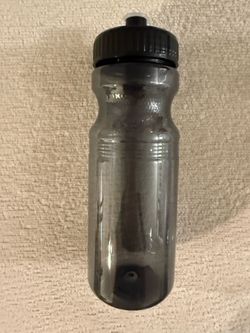 Box of 30 grey sports cap bottles