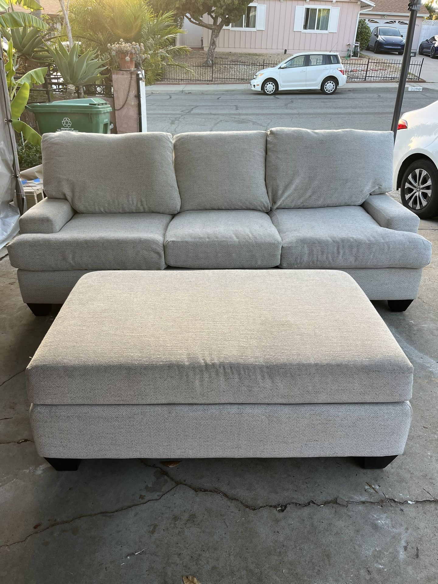 Living Spaces Light Gray Sofa + Ottoman – Clean, Modern, and Super Comfortable!