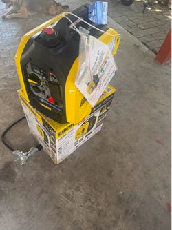 Champion Power Equipment 2500/1850-Watt Recoil Start Dual Fuel Gasoline and Propane Inverter Generator w/ Quiet Technology, Free 3-Year Warranty