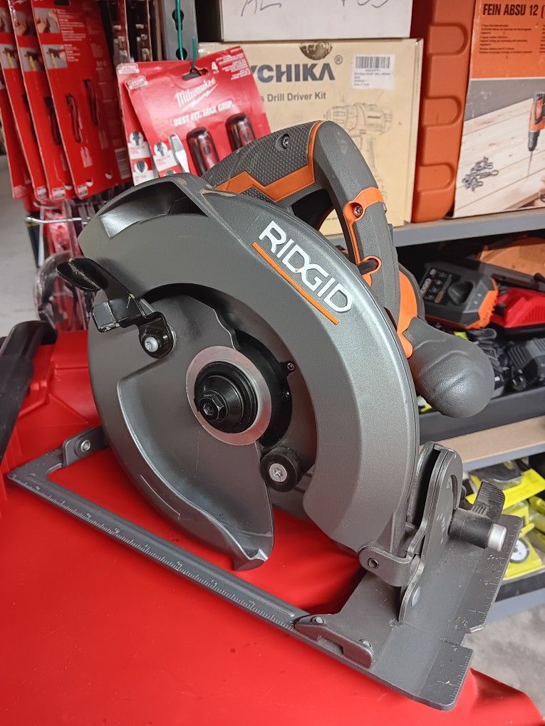 Ridgid 15Amp 7-1/4" (184mm) Circular Saw