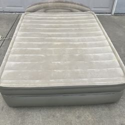 Coleman QuickBed Elite Extra-High Airbed with Built-in Pump air mattress queen size with headboard