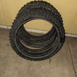3 Dunlop & 1 Maxxis Dirt Bike Tires