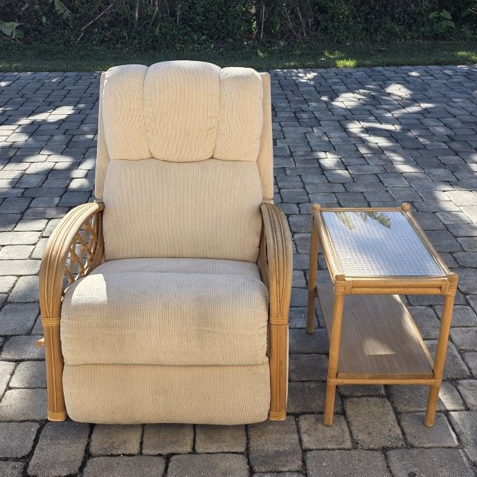 Laz-E-Boy Rattan Swivel Recliner with Glass Top Side Table