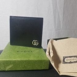 Gucci Silver Marmont Wallet