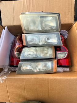 03-07 CHEVY SINGLE CAB HEADLIGHTS SET CAT EYE 03-07 CHEVROLET SILVERADO HEADLIGHTS SET OEM HEADLIGHT