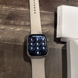 Apple Watch Series  9 45mm With GPS