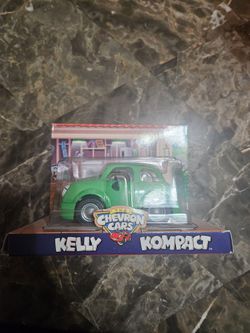 The Chevron Cars Kelly Kompact 1999 Toy Car Collectible New In Box