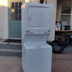 Stackable Washer Gas Dryer 