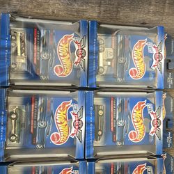 18 collectible hot wheels