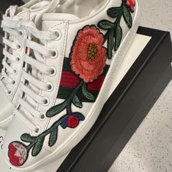  GUCCI SHOES (Ace Embroidered Floral)
