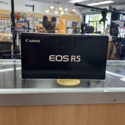 Canon Eos R5 Camera