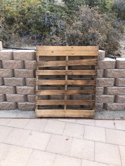 Wood Pallet FREE