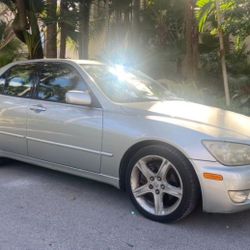 2002 Lexus IS 300