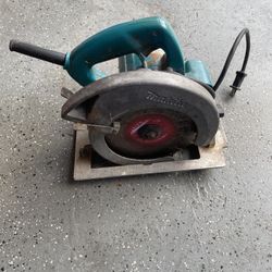 Makita Circular Saw 5007NB. Used Works