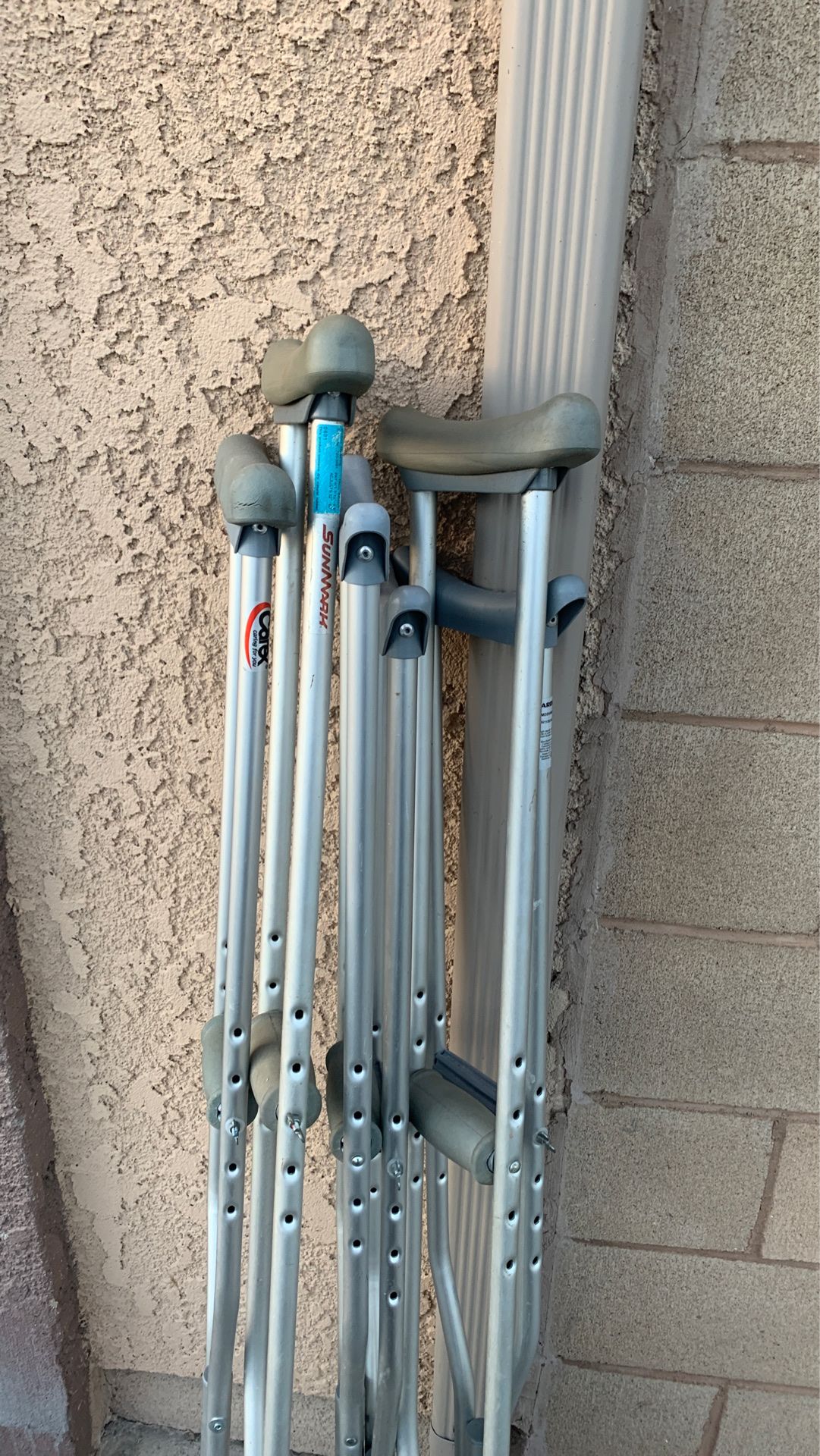 Free crutches