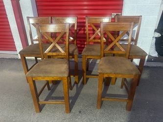 Beautiful Ser of Wooden Chairs